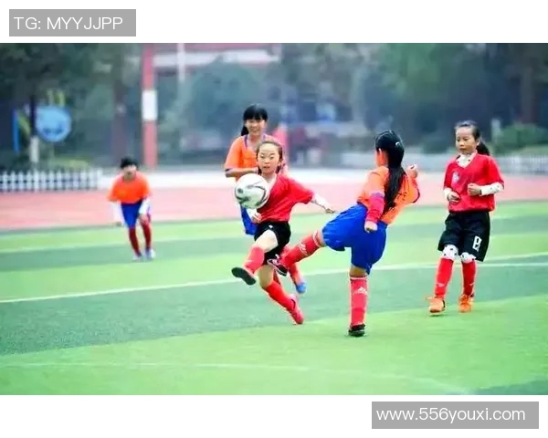 小小足球明星的成长之路与体育小达人梦想的追逐 小小足球明星的成长之路与体育小达人梦想的追逐