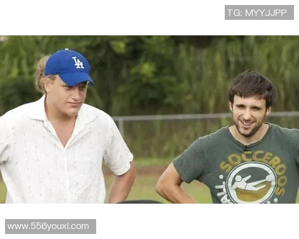 小黑与足球明星的奇幻冒险之旅如何改变了他们的命运与友情