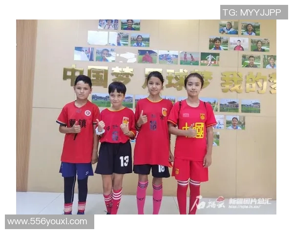 足球明星们的魅力太太们揭秘她们背后的故事与风采