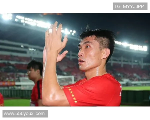 足球明星心脏捐献感人视频引发全球关注与讨论 足球明星心脏捐献感人视频引发全球关注与讨论